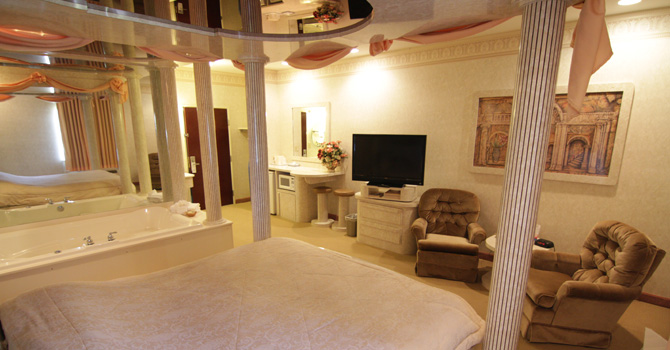 Theme Suites